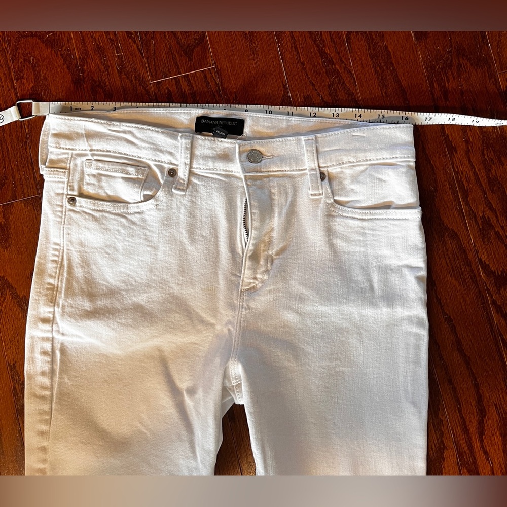 Banana Republic Women's White Skinny Jeans - Picture 6 of 11